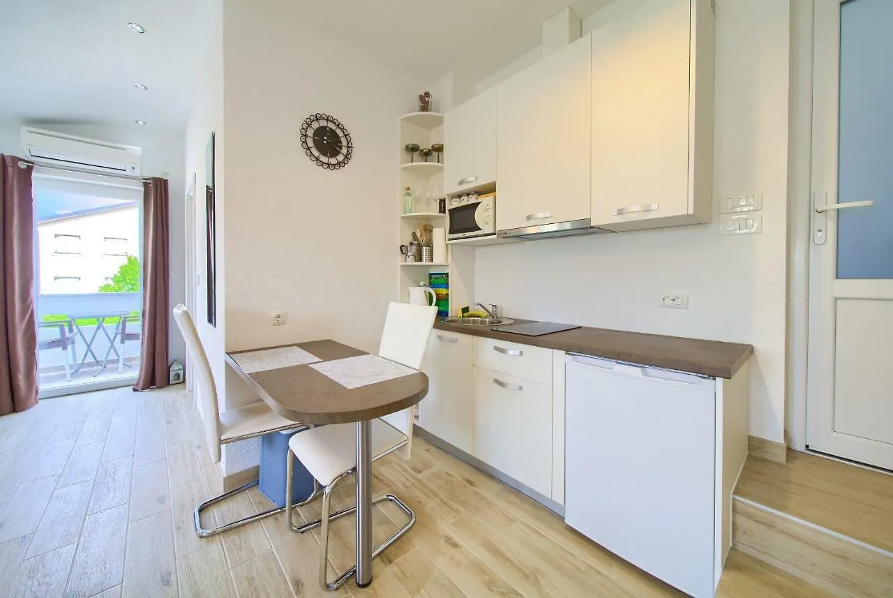 Apartment Nena Krk Town
